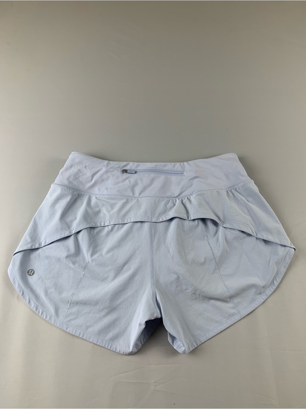 Lululemon Speed Up 4” inseam Light Blue Women's Shorts
